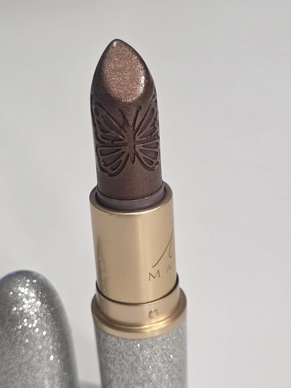 MAC x Mariah Carey I Get So OOC Frost Lipstick Limited Edition